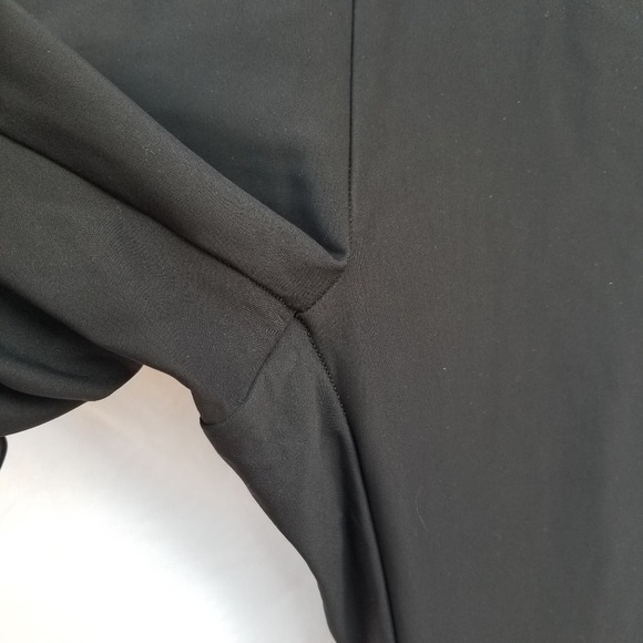 ATHLETA Women's Stellar Tight in Black size Extra Small style 870815 - Picture 9 of 14